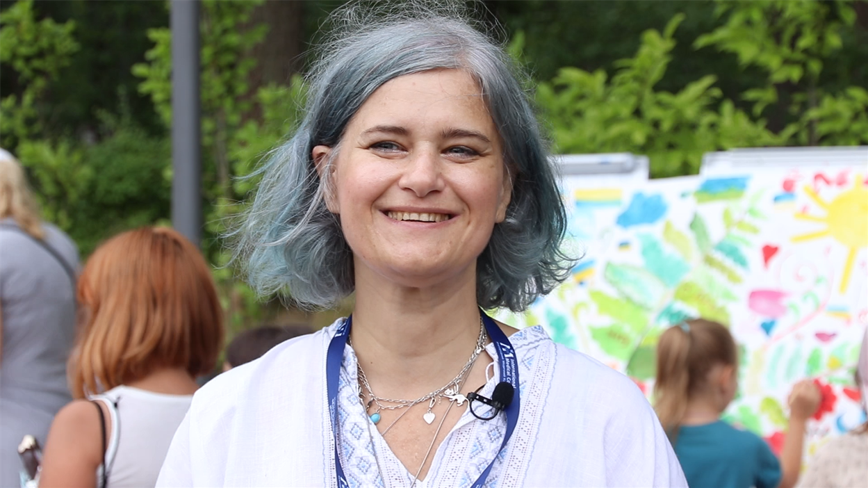  Арттерапевтка центру Катерина Цепенюк
