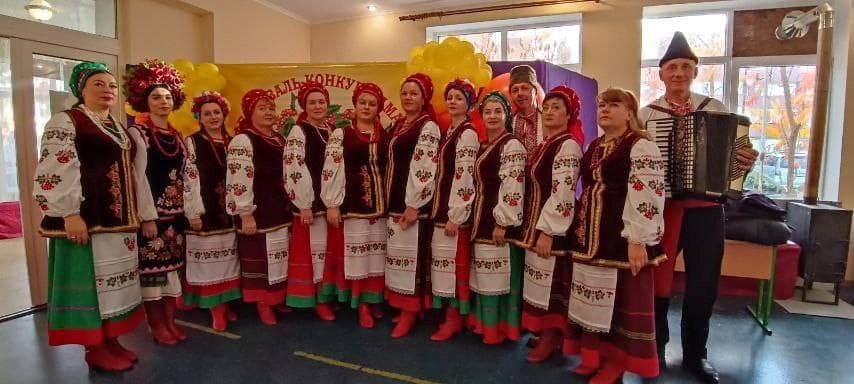Фольклорний гурт “Рідні наспіви”