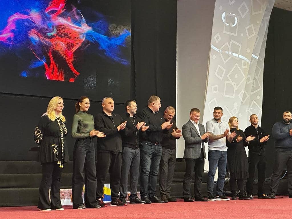 Почесні представники турніру