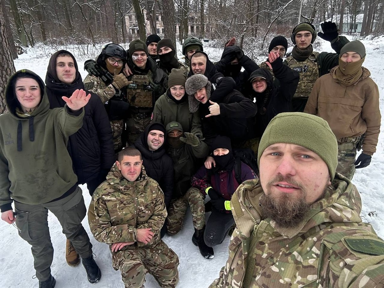Воїни поділилися своїми знаннями та досвідом для гуртка "ОПІР"