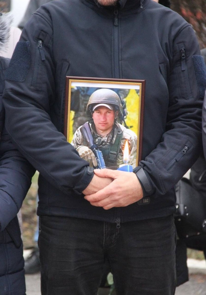 Востаннє на малу батьківщину "на щиті" Богдан повернувся 2 січня