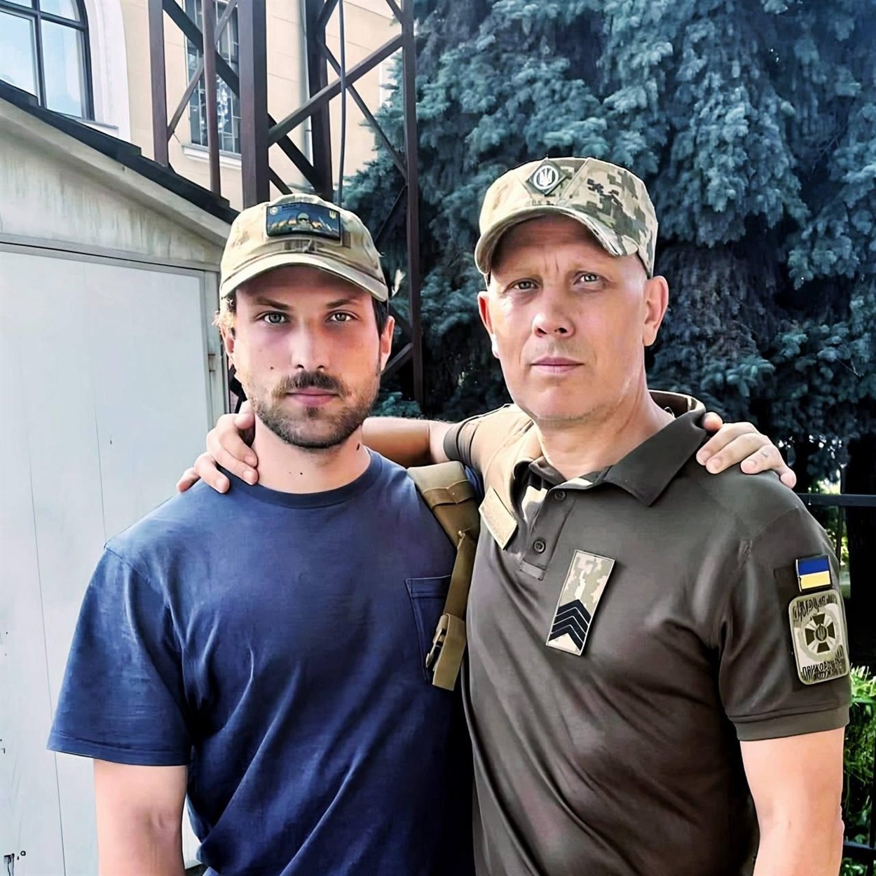Богдан разом з батьком