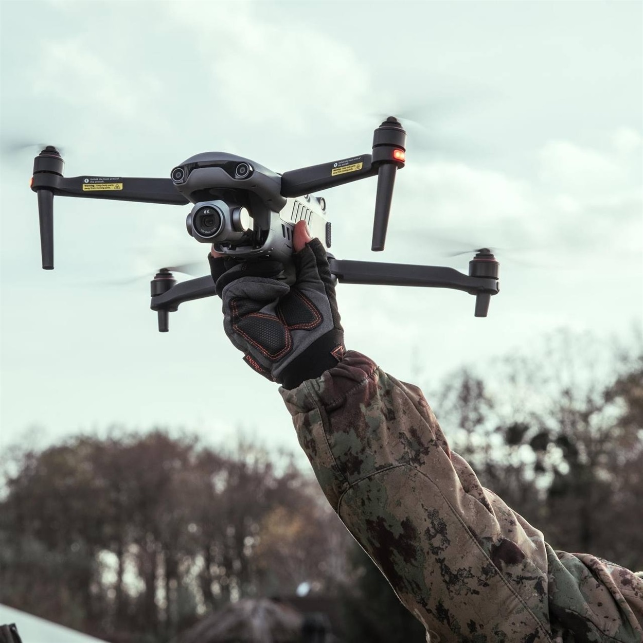 Оператор FPV-дрона