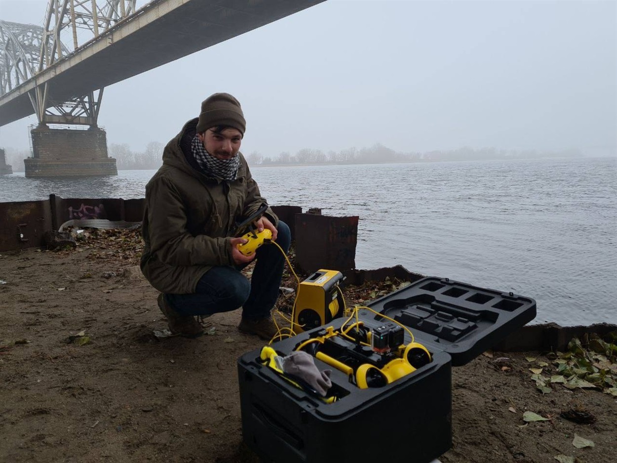 Підводні дрони