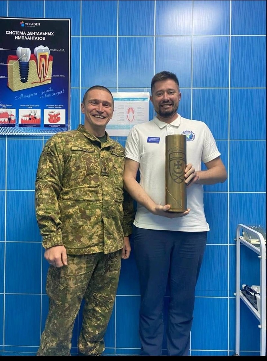 Стоматологи безкоштовно протезують військових