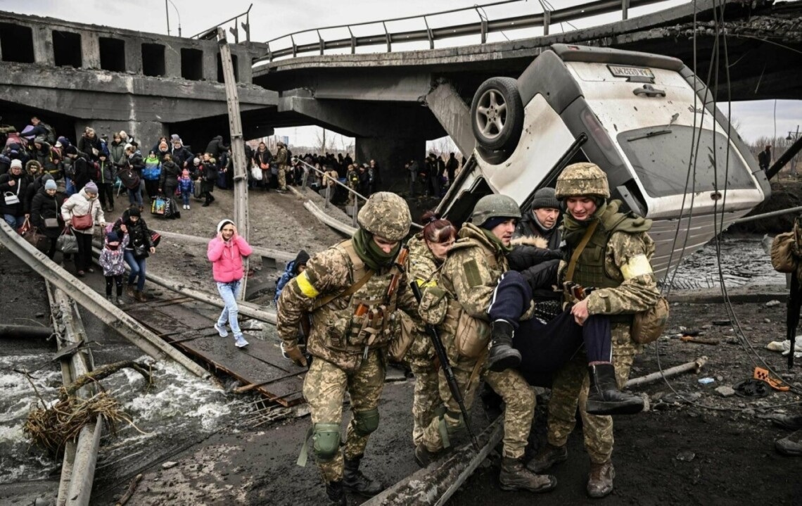 Мешканці Бучанського району евакуюються через Романівський міст