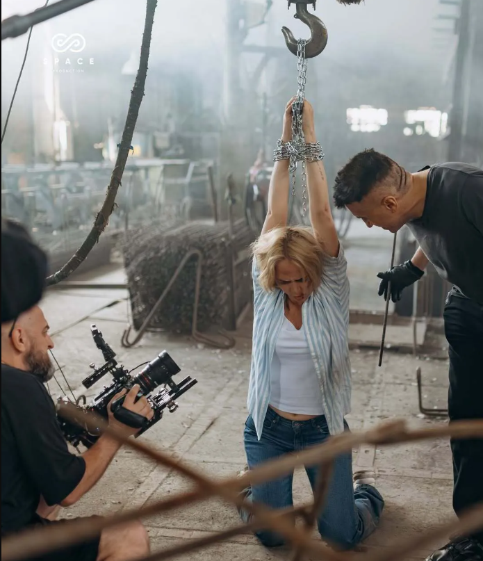 Белень знялася у в серіалі "К.О.Д" на СТБ.