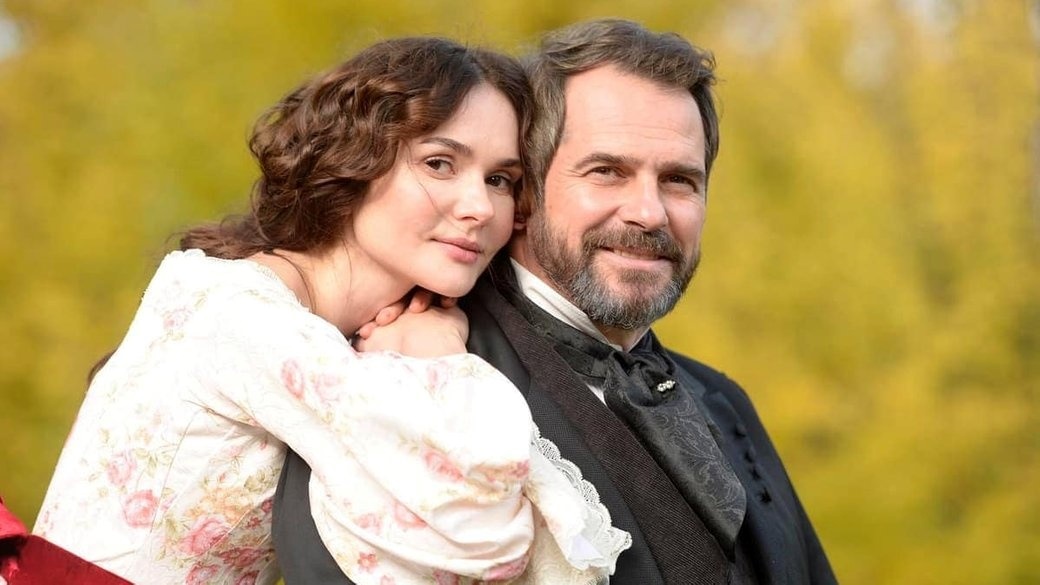 Олена Лавренюк і Павел Дельонг у серіалі «Кава з кардамоном»