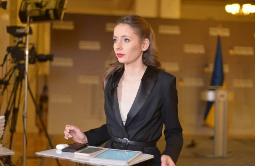 Ангеліна Пичик 